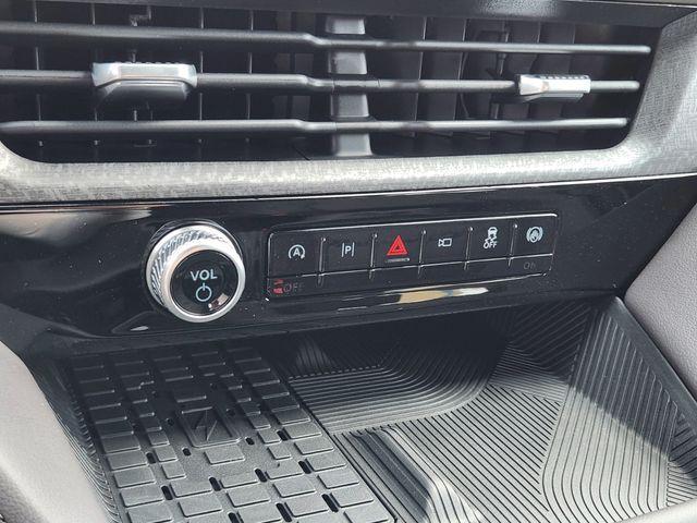 new 2025 Ford Explorer car, priced at $50,866