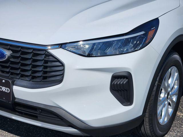 new 2025 Ford Escape car, priced at $25,850