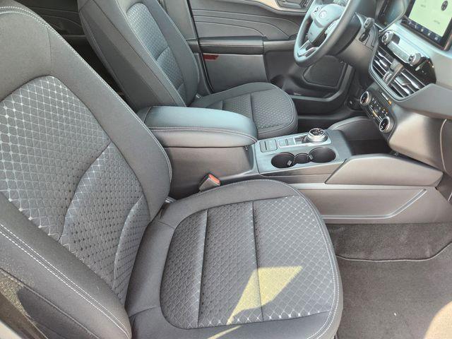 new 2025 Ford Escape car, priced at $25,850