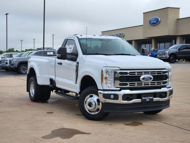 new 2025 Ford F-350 car, priced at $53,569