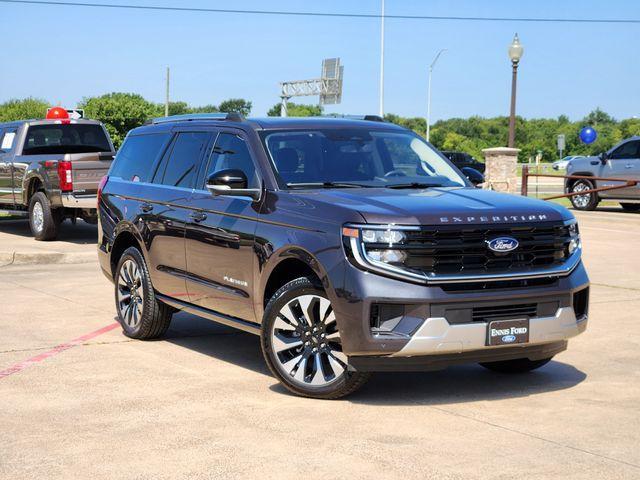 new 2025 Ford Expedition car, priced at $73,688