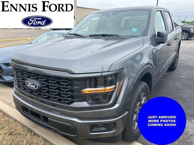 new 2025 Ford F-150 car, priced at $44,592