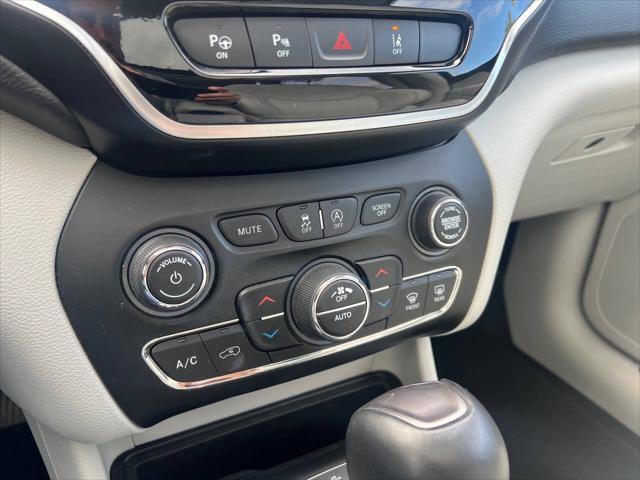 used 2019 Jeep Cherokee car, priced at $19,888