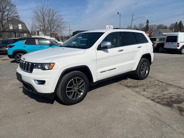 used 2017 Jeep Grand Cherokee car, priced at $12,888