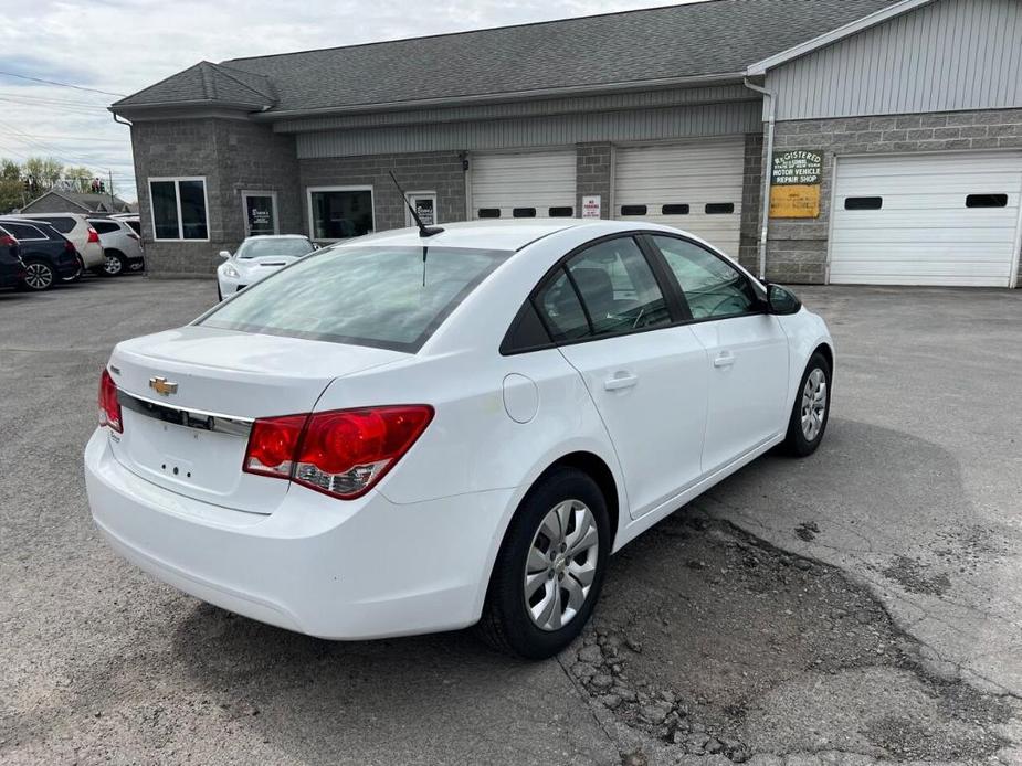 used 2014 Chevrolet Cruze car, priced at $12,888