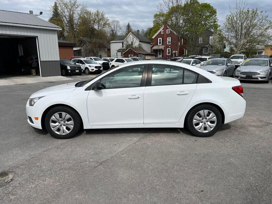 used 2014 Chevrolet Cruze car, priced at $12,888