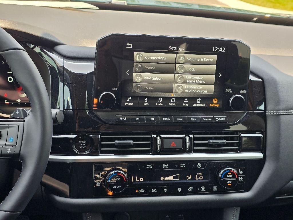 new 2025 Nissan Pathfinder car, priced at $50,167