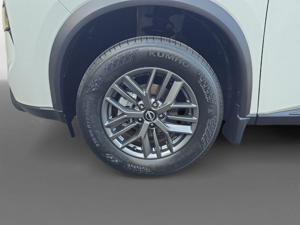 new 2025 Nissan Rogue car, priced at $30,177