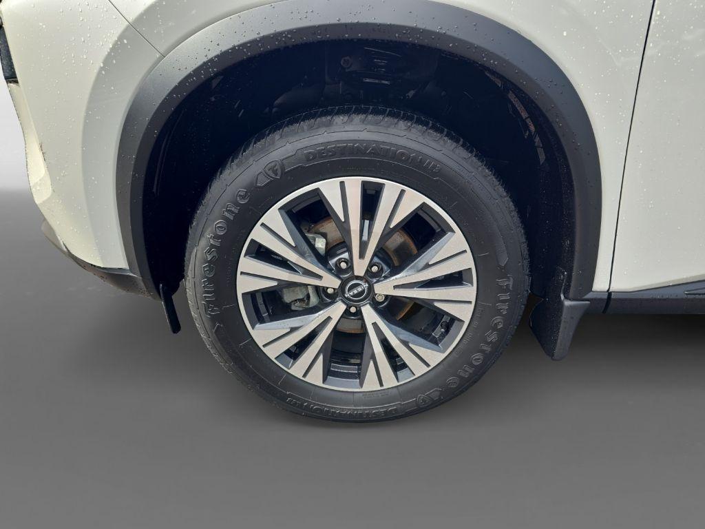 used 2023 Nissan Rogue car, priced at $21,996