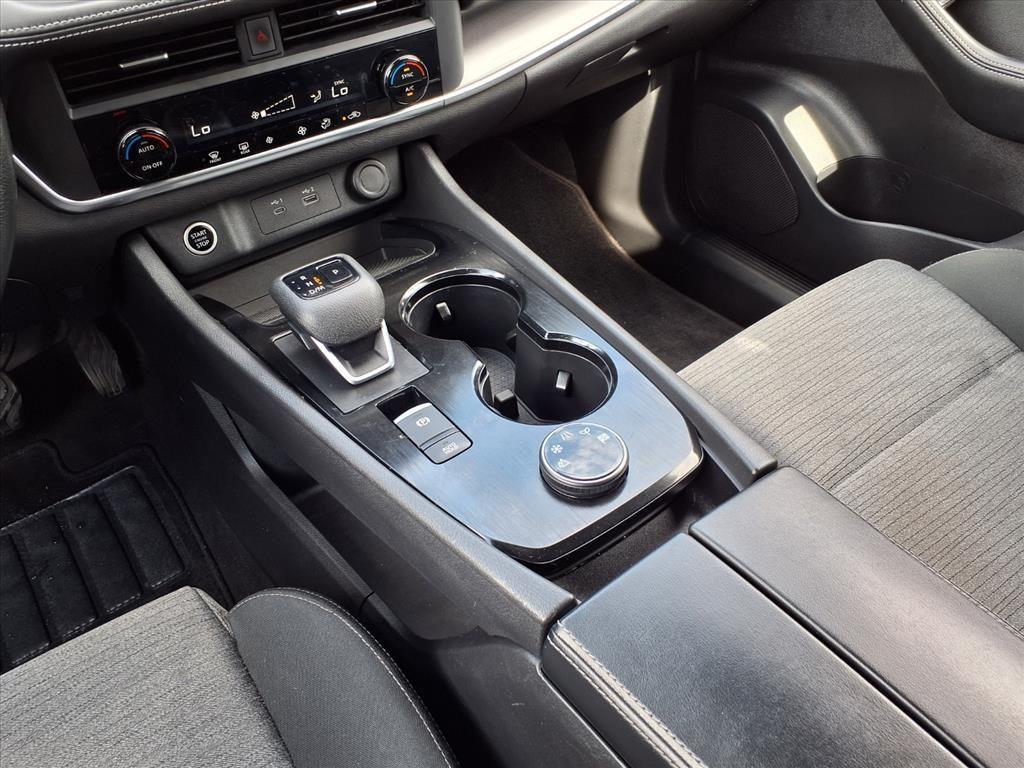 used 2023 Nissan Rogue car, priced at $21,996