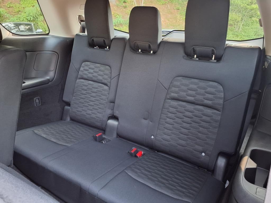 new 2025 Nissan Pathfinder car, priced at $40,278