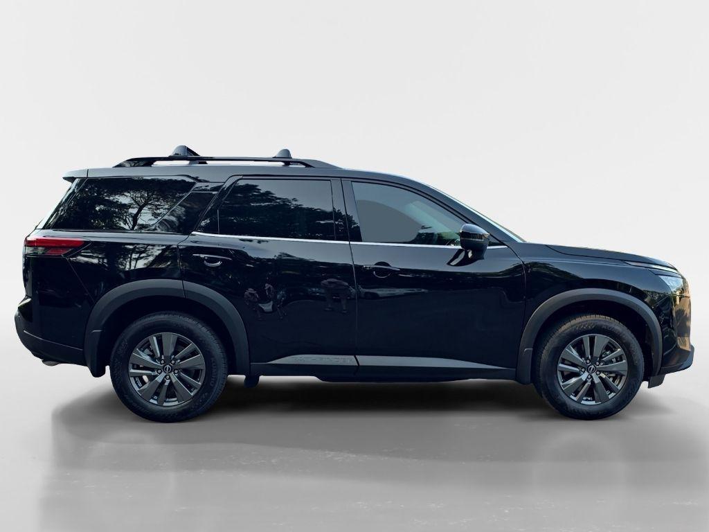 new 2025 Nissan Pathfinder car, priced at $40,278