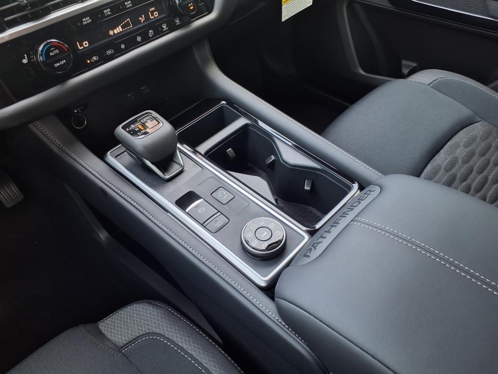 new 2025 Nissan Pathfinder car, priced at $40,278