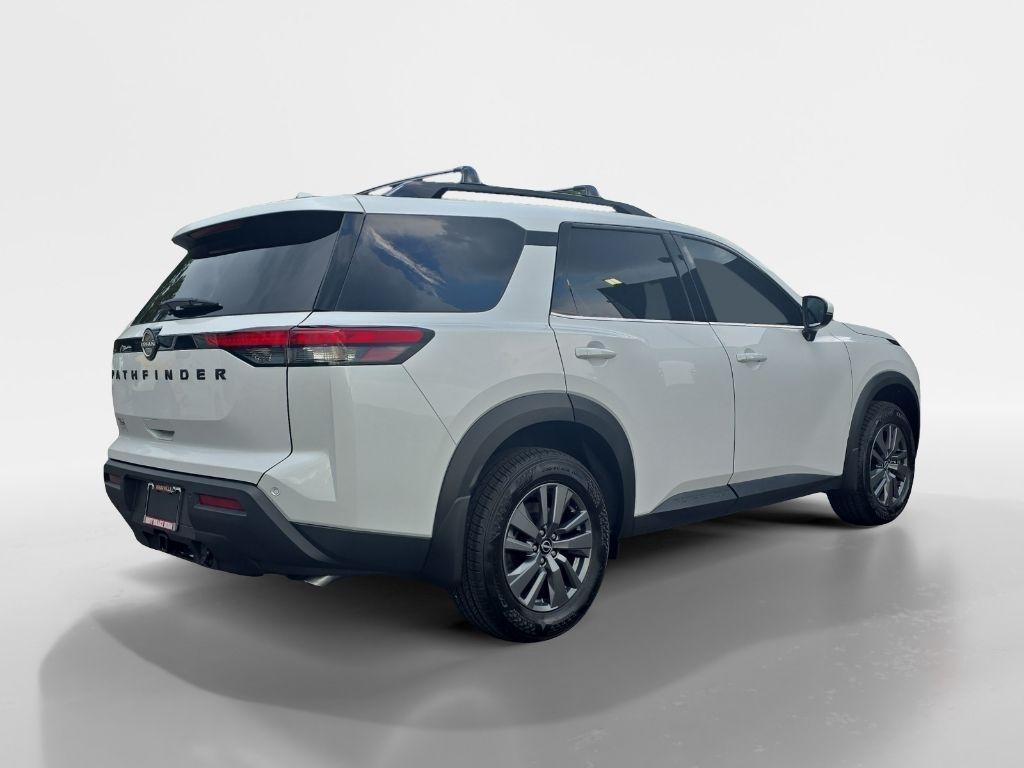new 2025 Nissan Pathfinder car, priced at $40,939