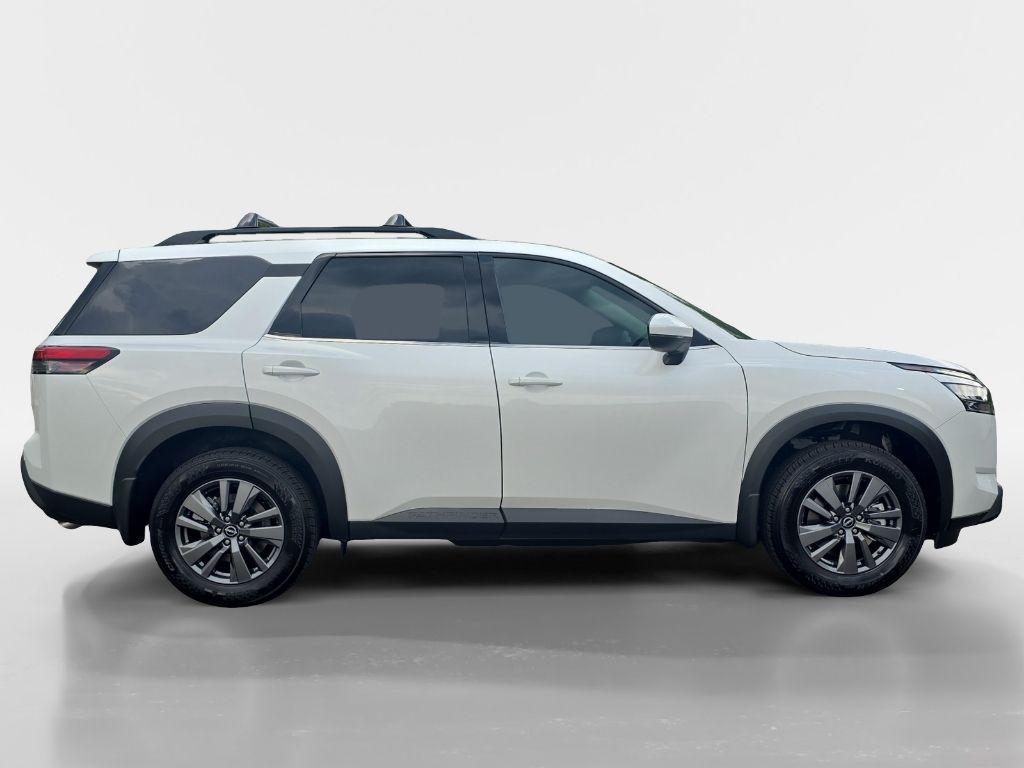 new 2025 Nissan Pathfinder car, priced at $40,939