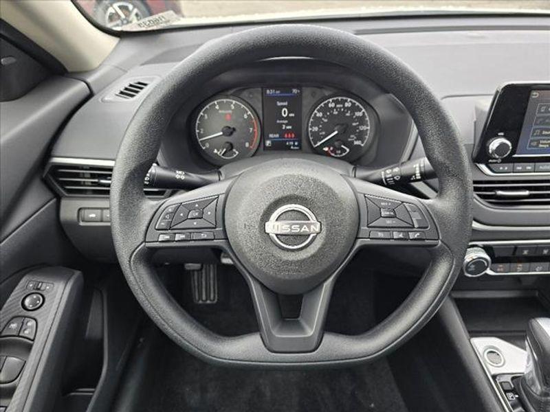 new 2024 Nissan Altima car, priced at $24,227