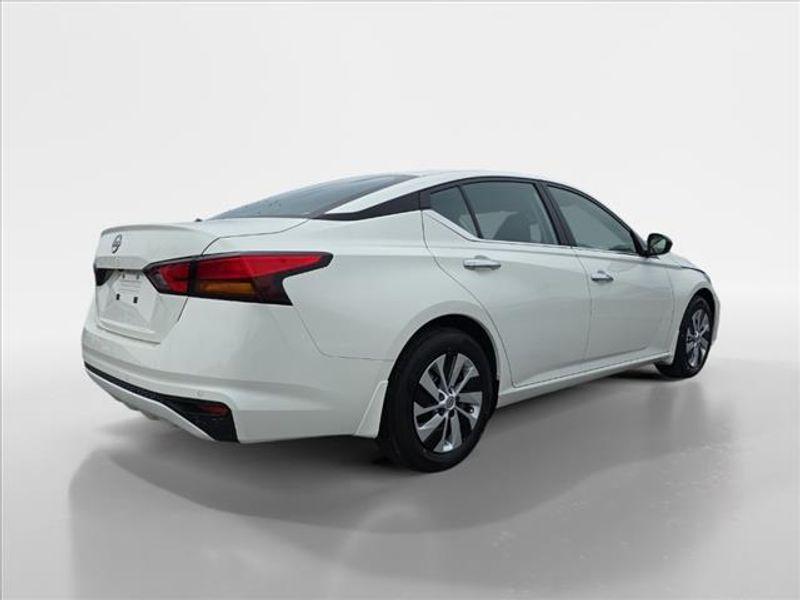 new 2024 Nissan Altima car, priced at $24,227