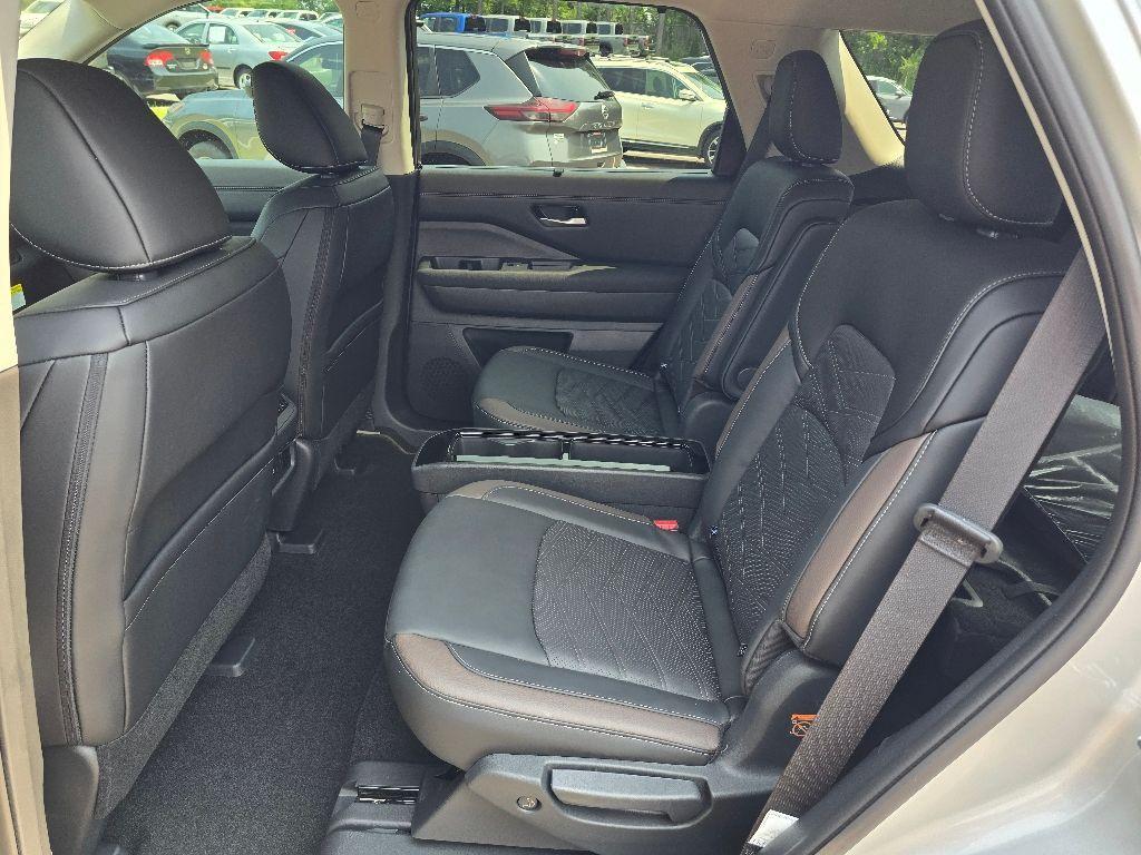 new 2025 Nissan Pathfinder car, priced at $49,167