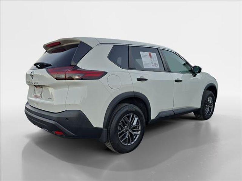 used 2021 Nissan Rogue car, priced at $24,996