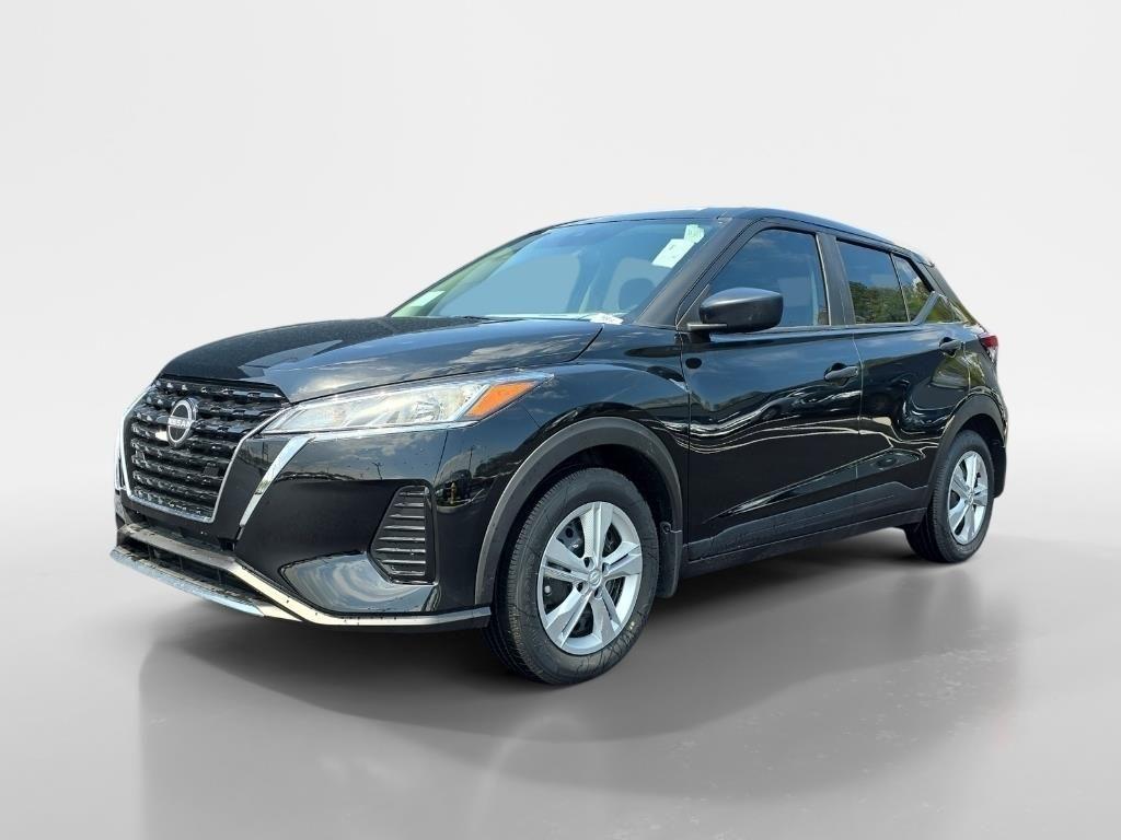 new 2025 Nissan Kicks Play car, priced at $22,998