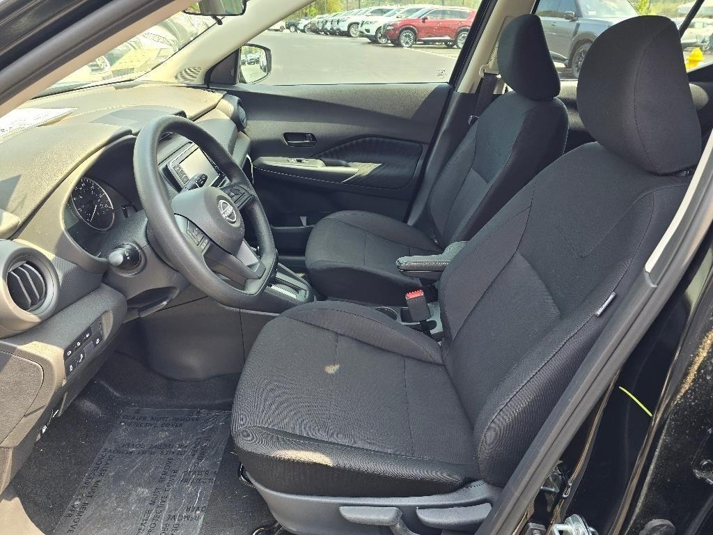 new 2025 Nissan Kicks Play car, priced at $22,998