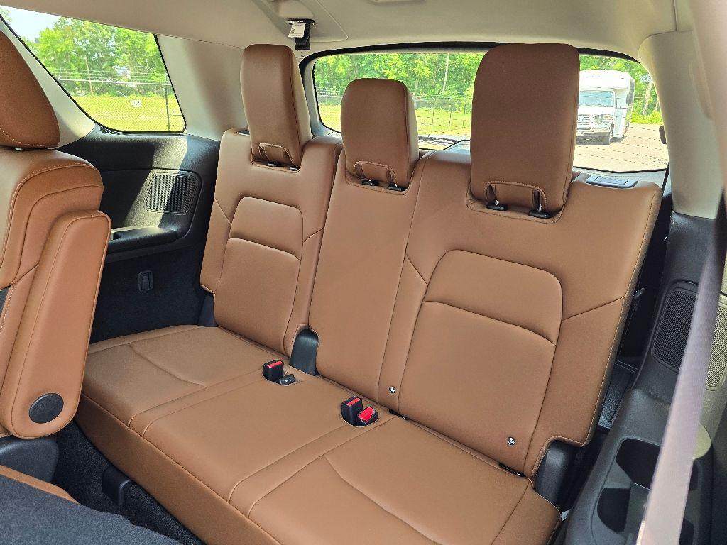 new 2025 Nissan Pathfinder car, priced at $49,167