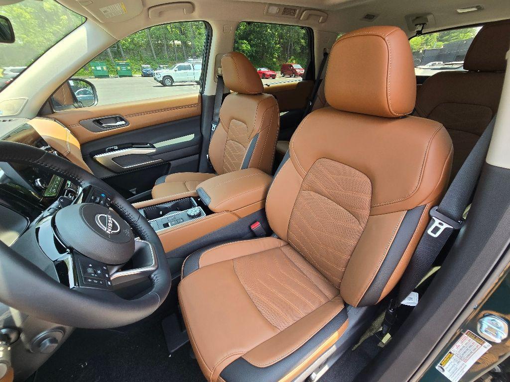 new 2025 Nissan Pathfinder car, priced at $49,167
