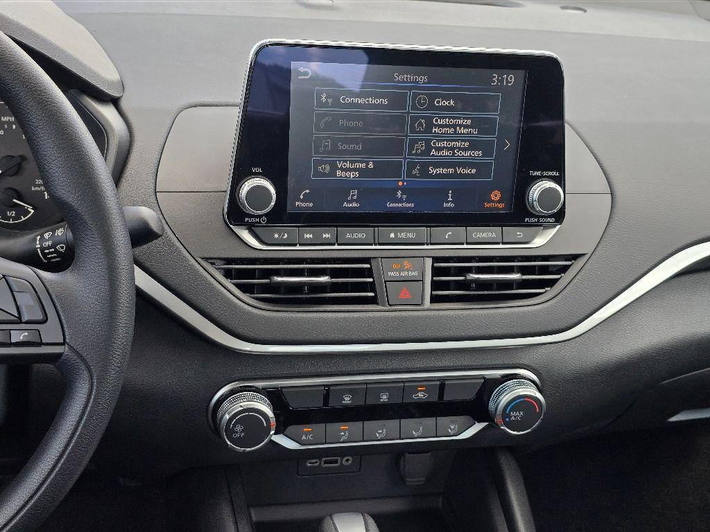 new 2025 Nissan Altima car, priced at $26,301