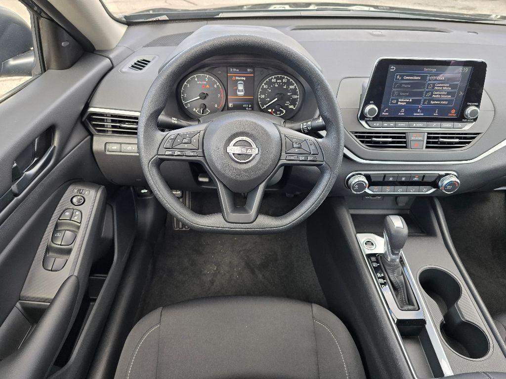 new 2025 Nissan Altima car, priced at $26,301
