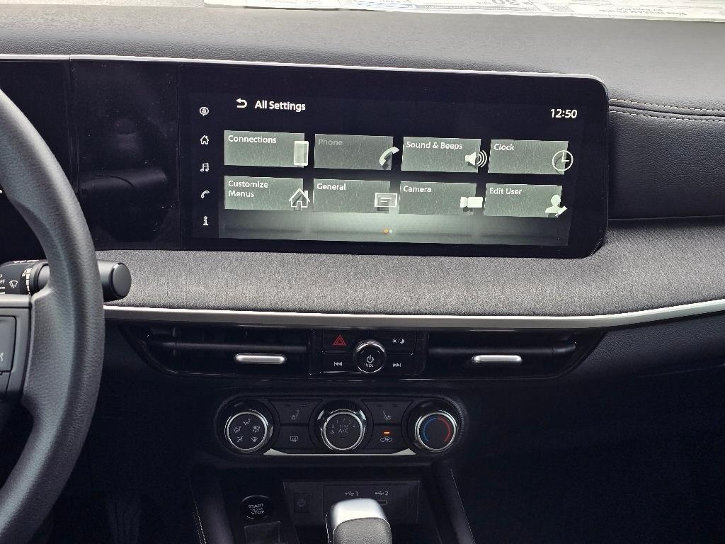 new 2025 Nissan Kicks car