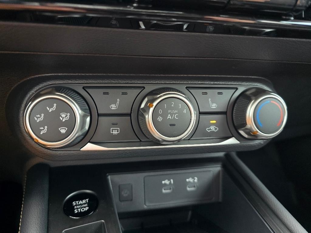 new 2025 Nissan Kicks car