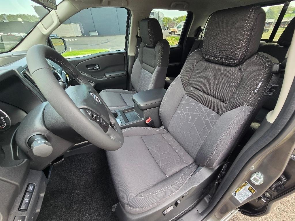 new 2025 Nissan Frontier car, priced at $38,440