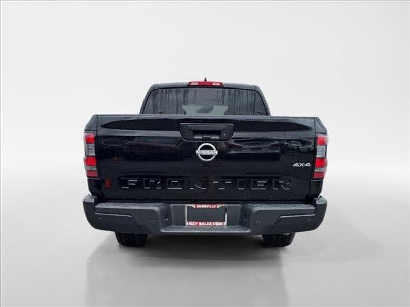 new 2025 Nissan Frontier car, priced at $35,995