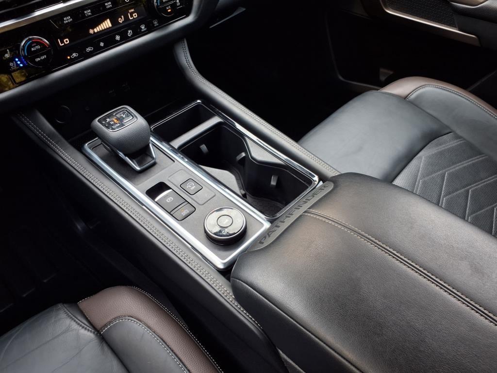 used 2022 Nissan Pathfinder car, priced at $35,997