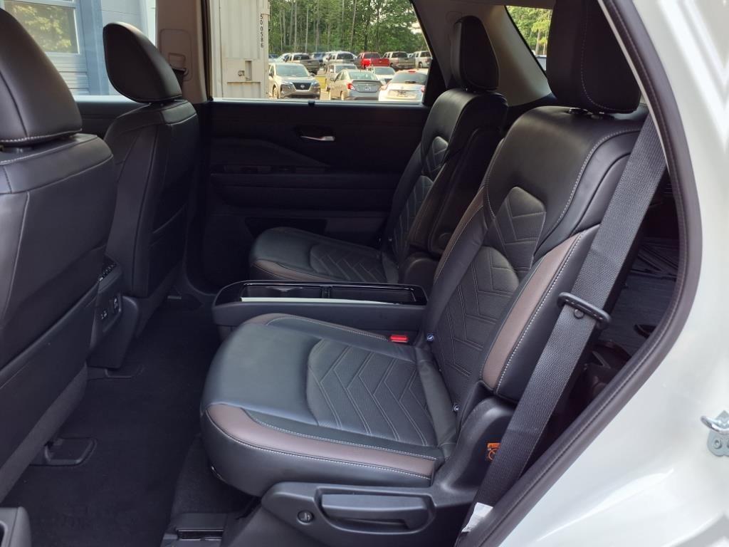 used 2022 Nissan Pathfinder car, priced at $35,997