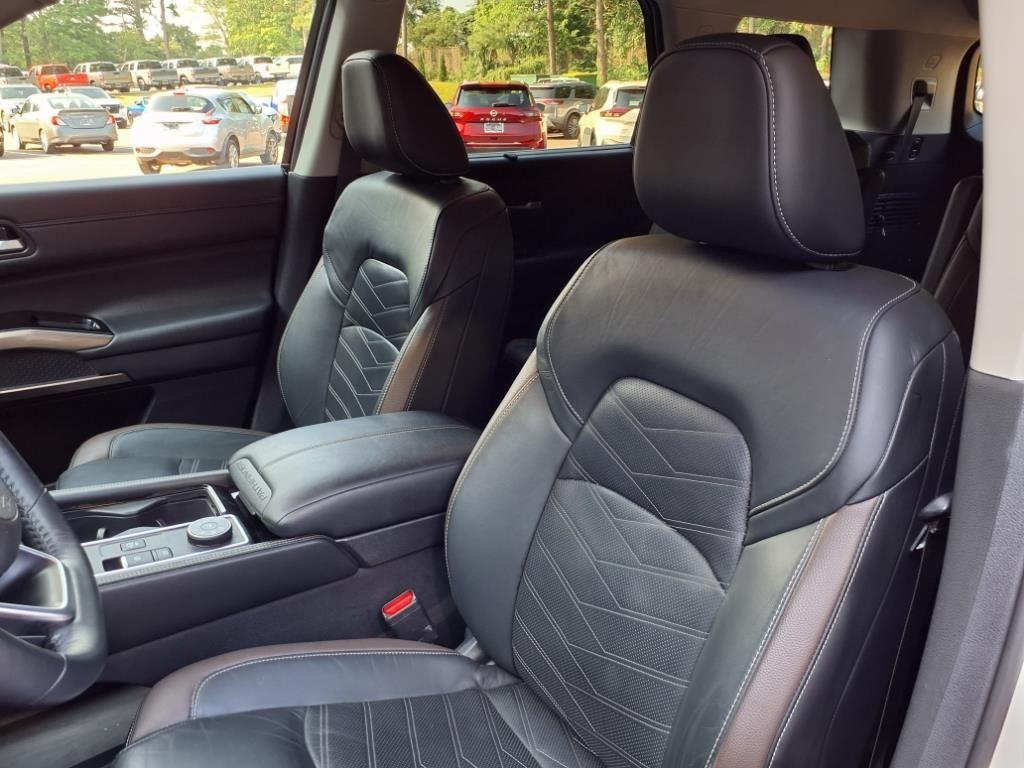 used 2022 Nissan Pathfinder car, priced at $35,997