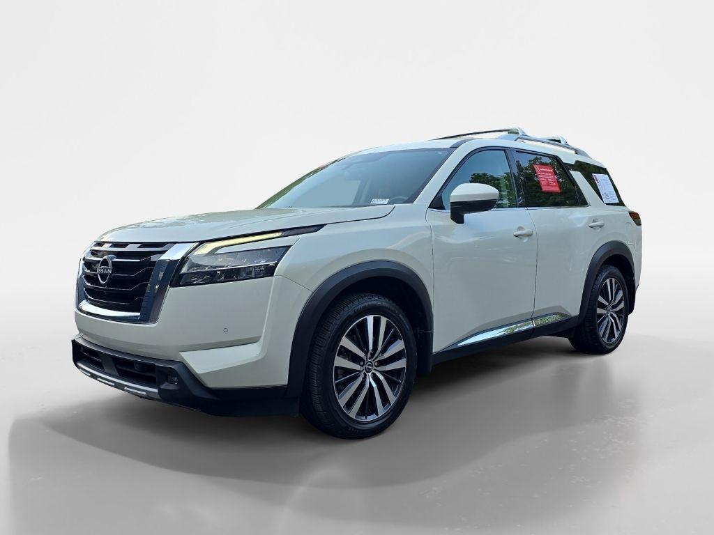 used 2022 Nissan Pathfinder car, priced at $36,997