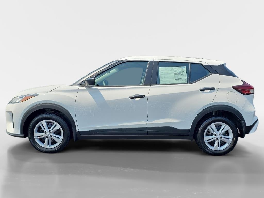 new 2025 Nissan Kicks Play car, priced at $22,434