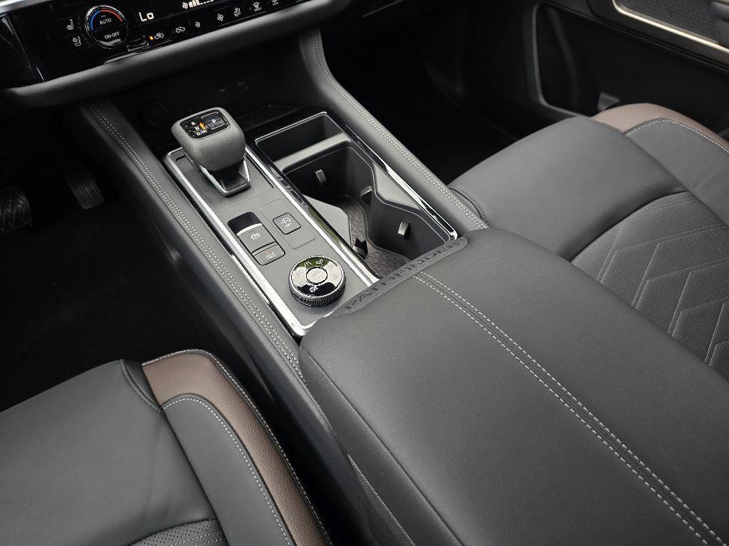 new 2025 Nissan Pathfinder car, priced at $48,889