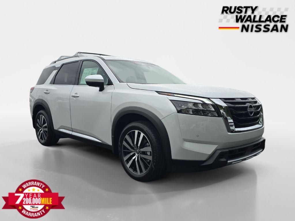 new 2025 Nissan Pathfinder car, priced at $48,889