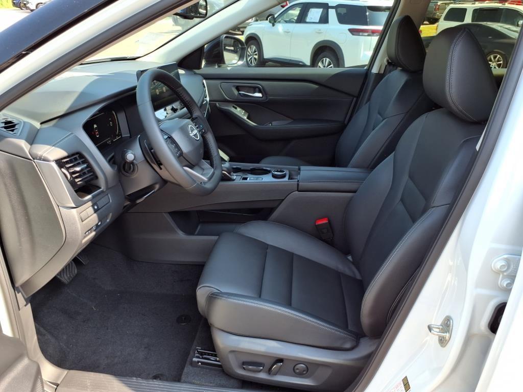 new 2025 Nissan Rogue car, priced at $37,158