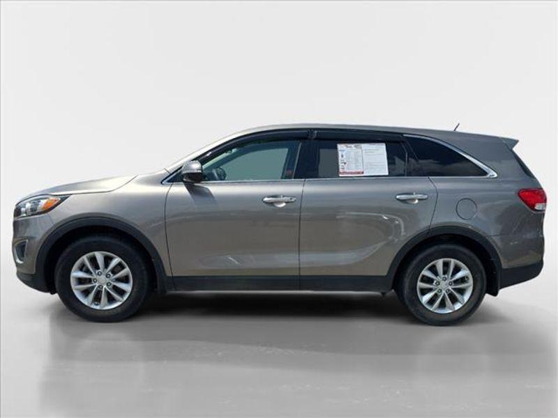 used 2018 Kia Sorento car, priced at $15,977