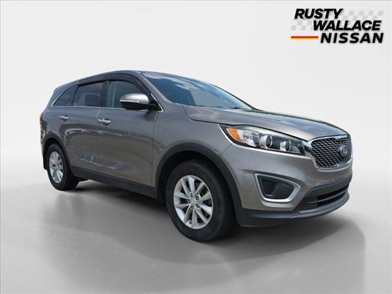 used 2018 Kia Sorento car, priced at $15,977