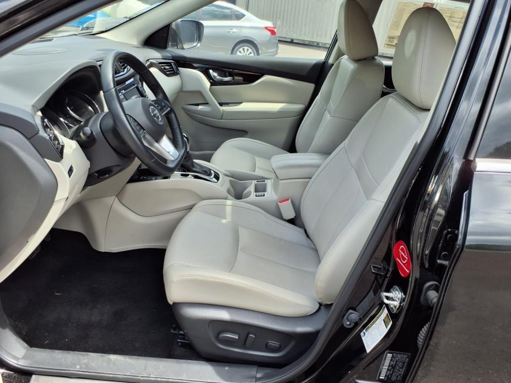 used 2022 Nissan Rogue Sport car, priced at $28,577