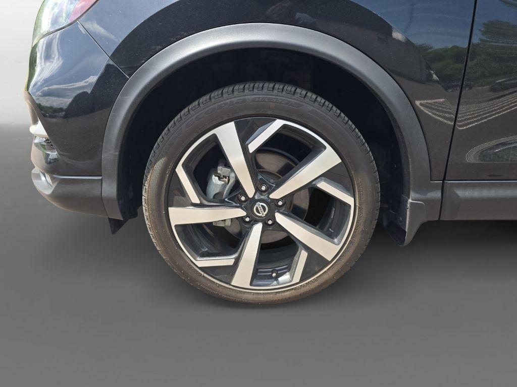 used 2022 Nissan Rogue Sport car, priced at $28,577