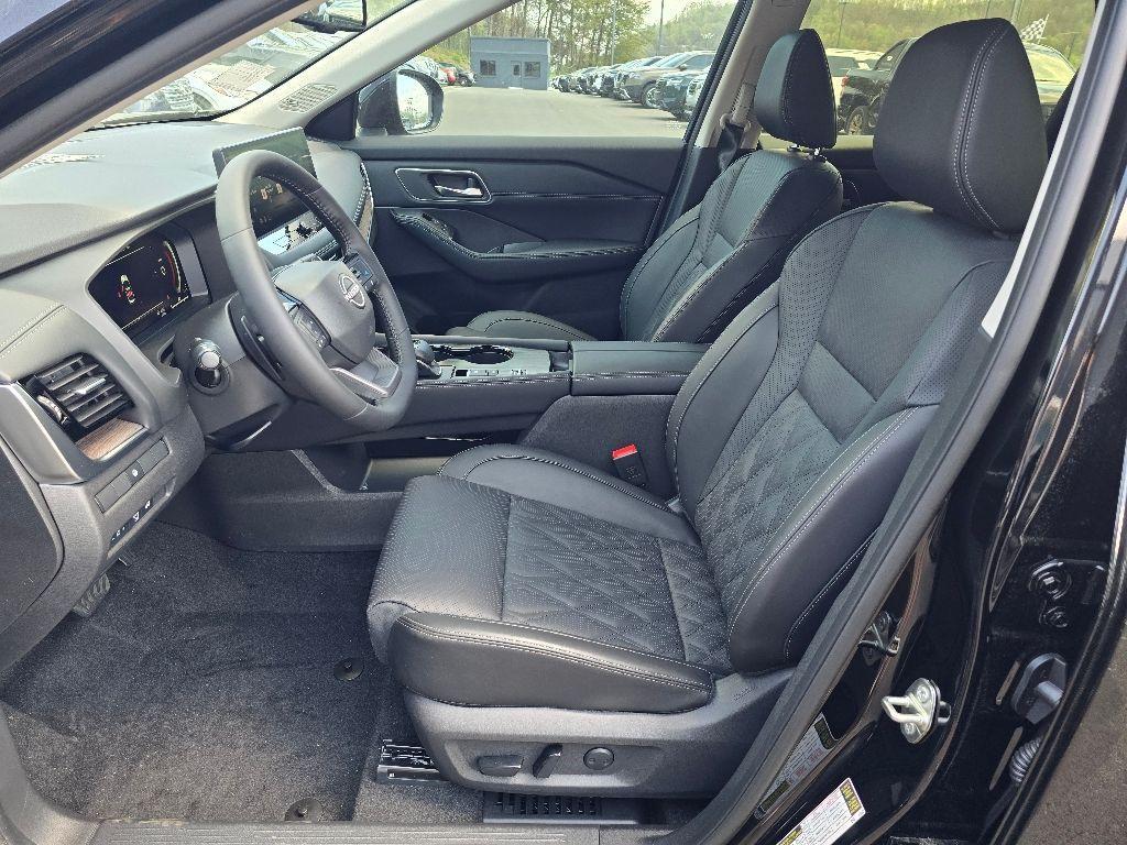 new 2025 Nissan Rogue car, priced at $39,908