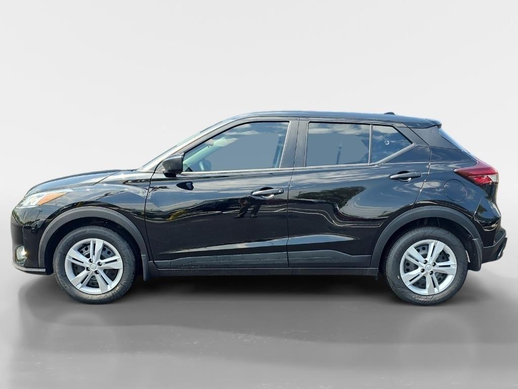 new 2025 Nissan Kicks Play car, priced at $22,434