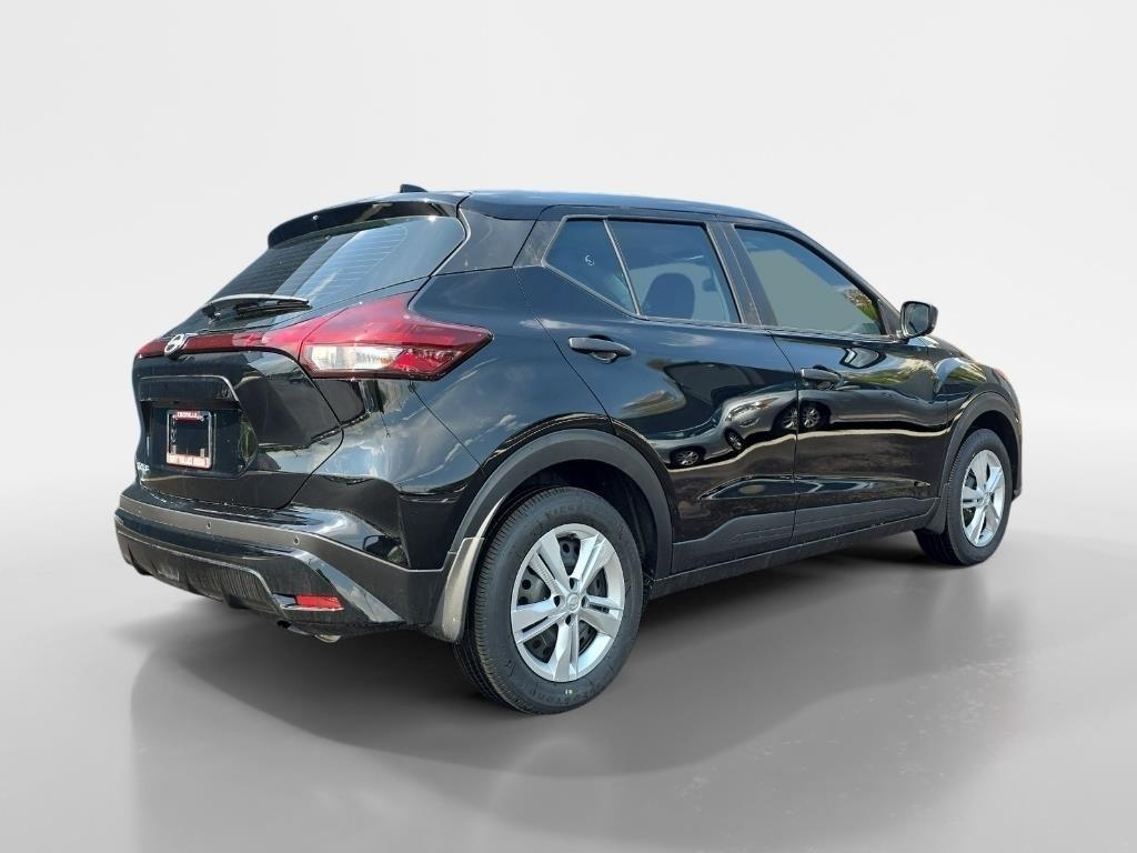 new 2025 Nissan Kicks Play car, priced at $22,434