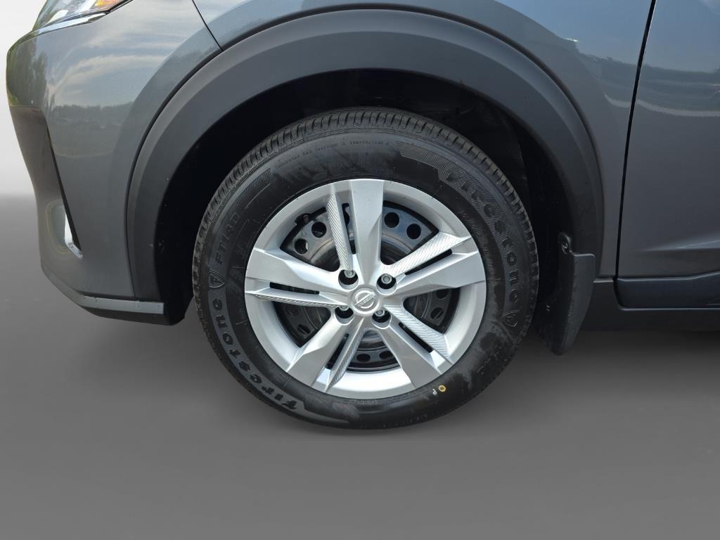 new 2025 Nissan Kicks Play car, priced at $21,825