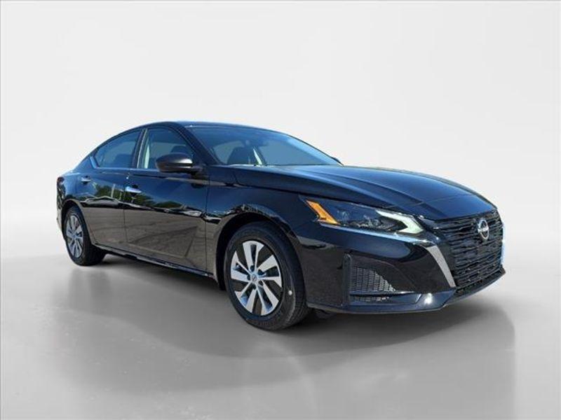 new 2024 Nissan Altima car, priced at $24,227